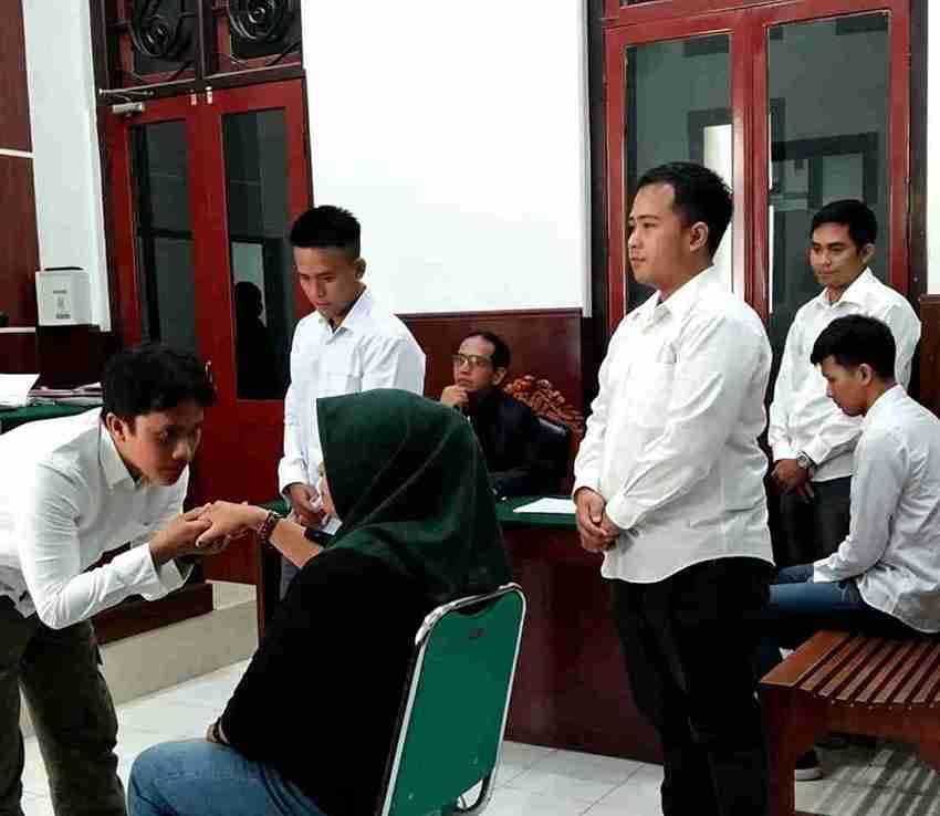 PN Surabaya