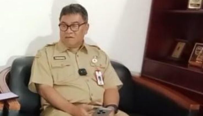 BBM Diburu Warga Jember, Antrean SPBU Lumajang Mengular