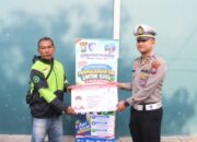 Sambut Hari Lalu Lintas Bhayangkara ke-71, Polres Mojokerto Bagikan Sembako dan SIM Gratis untuk Driver Ojol