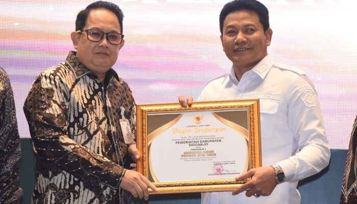 Raih Jamsostek Award, Pemkab Sidoarjo Cetus Program Satu ASN Melindungi Satu Pekerja Rentan