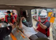 Asap Pekat Kebakaran Pabrik Sepatu di Dlanggu Mojokerto Masuk Permukiman, Warga Alami Sesak Napas