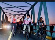 Gowes Gus Fawait, Warga Puger Dapat Santunan dan Cek Kesehatan
