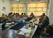 KSOP Kalianget Koordinasikan Evakuasi Ratusan Kayu Gelondongan di Dungkek