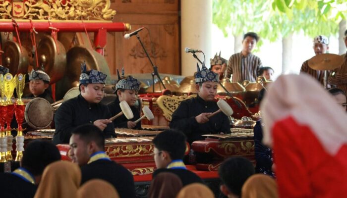 33 Grup Pelajar Semarakkan Festival Gamelan Kahuripan