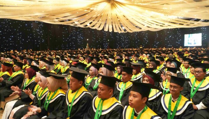 Separuh Lebih Lulusan K3 Unusa Sudah Bekerja