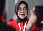 Guruh Soekarnoputra Tutup Usia 73 Tahun, Fraksi PDIP DPRD Jatim Kibarkan Bendera Setengah Tiang