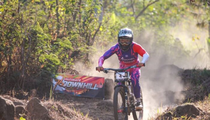 Dua Pembalap Jatim Juara Downhill