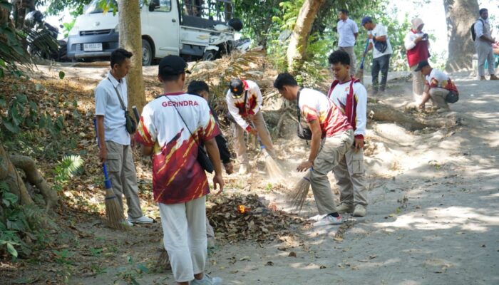 Gerindra Kediri Gelar Aksi Indonesia ASRI, Tebar Ribuan Bibit Ikan di Sumber Gundi