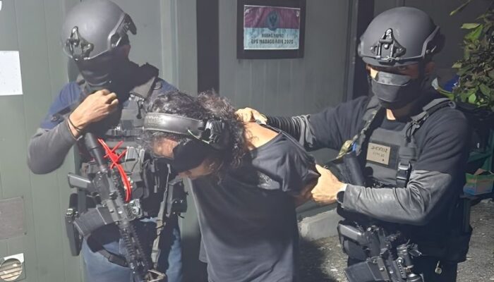Densus 88 Tangkap 12 Tersangka