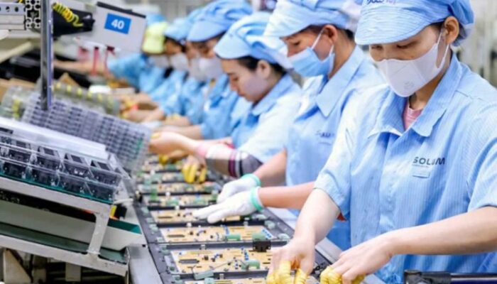 Berlari Lewat Manufaktur, Vietnam Tumbuh 9,01 Persen