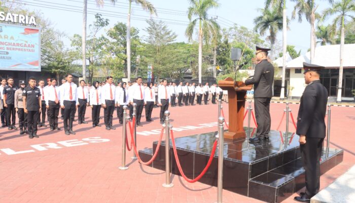 Kapolres Nganjuk Ganjar 38 Personel Berprestasi: Dari Kasus Rp1 Miliar hingga Program Quick Win