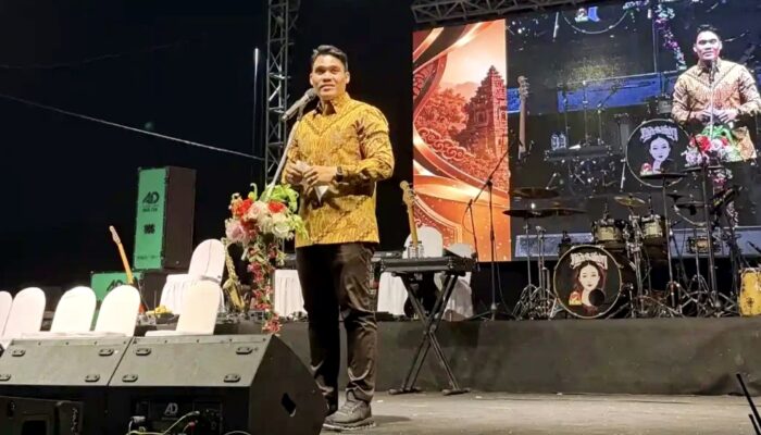 Ribuan Warga Padati Pentas Niken Salindry di Gunungsari, Cahyo Harjo Prakoso: Seni Rekatkan Persatuan Jatim