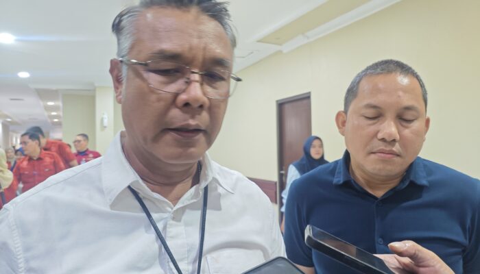 DLH Surabaya Pangkas Anggaran Rp173 Miliar pada 2027, Wajibkan Truk Compactor