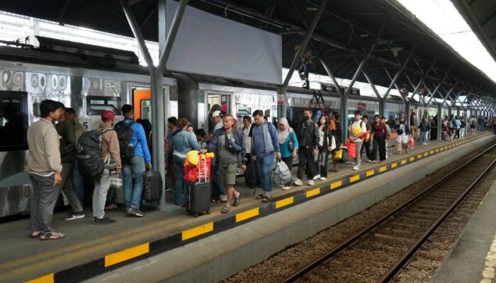 KAI Daop 8 Surabaya Angkut 9,7 Juta Pelanggan hingga Kuartal III 2026, Penumpang Naik 7,9 Persen