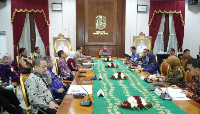 Peringati Hari Jadi ke-81 Jatim, Gubernur Khofifah Matangkan Agenda Berkelanjutan di Grahadi