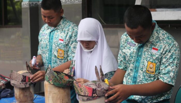 Jelang Festival Munali Patah, Ratusan Udeng Pacul Gowang Dipesan