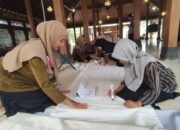 Lestarikan Warisan Leluhur, Siswa SD Antawirya Tulis Aksara Jawa Sepanjang 600 Meter