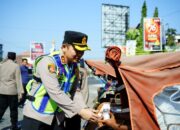 Kapolres Ponorogo Rangkul Abang Becak, Perkuat Kedekatan Polisi dan Masyarakat