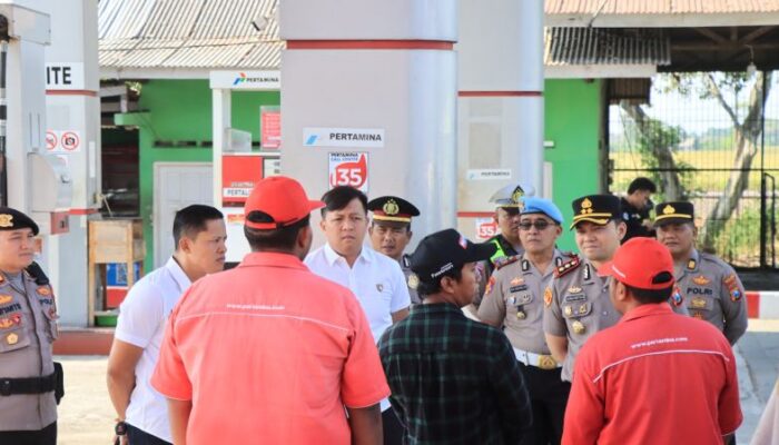Kapolres Nganjuk Sidak Tiga SPBU, Pastikan Stok BBM Aman
