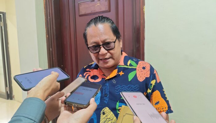 8 Bulan Menganggur, PKL Waduk Unesa Adukan Larangan Jualan ke DPRD Surabaya