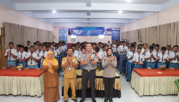 Kapolres Lumajang Bekali Pelajar Cegah Narkoba dan Bijak Gunakan AI