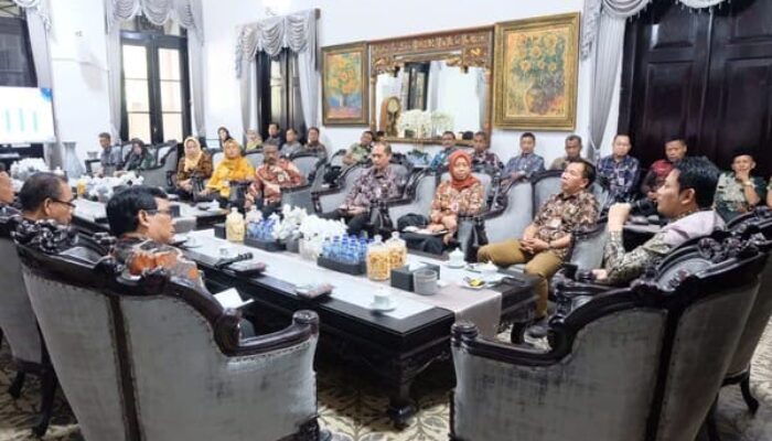 Sidak, Bupati Subandi Temukan 31 Dapur MBG Belum Berizin