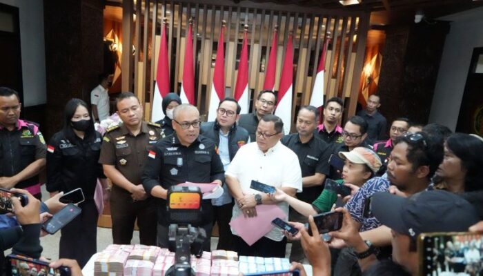 Kejati Jatim Periksa 11 Saksi, Dalami Dugaan Aliran Dana Rp687,5 Juta Kasus Pungli ESDM