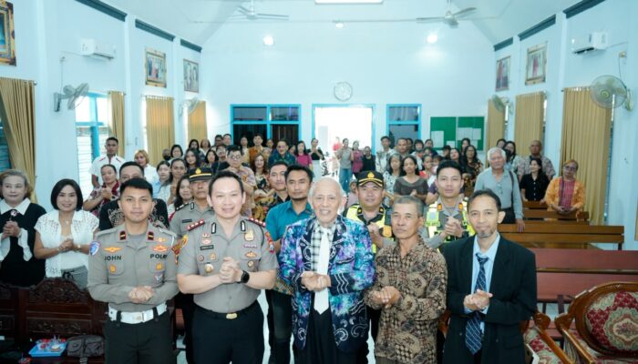 Minggu Kasih di GKIN Sangkakala, Kapolres Ponorogo AKBP Damus Asa Perkuat Kerukunan dan Sinergi dengan Masyarakat