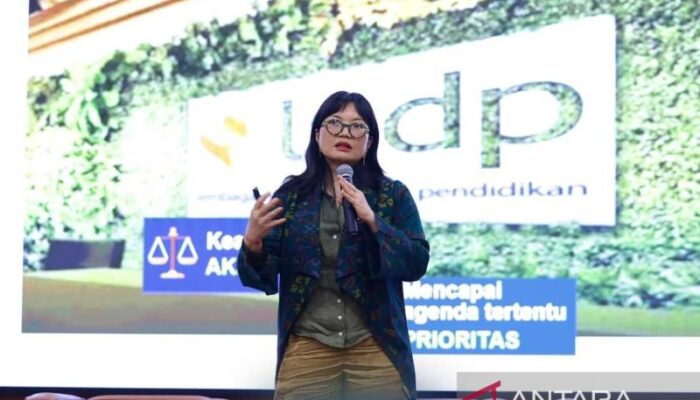 Wamendiktisaintek:Beasiswa Dirancang untuk Dukung Pembangunan Nasional
