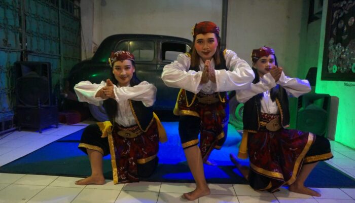 Pasangan Penari Ibu Anak Raih Prestasi lewat Tari Tradisional