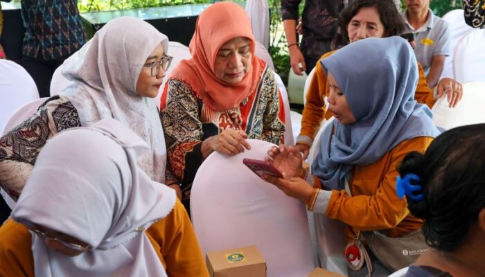 Perlinsos Digital Surabaya Jangkau 1 Juta KK, Data Warga Terus Dimutakhirkan