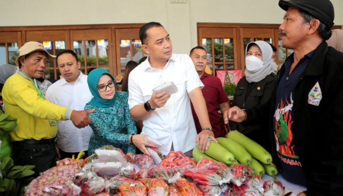 Pemkot Surabaya Ajak Warga Tanam Cabai di Rumah, 231 RW Ikut Program Urban Farming 2026
